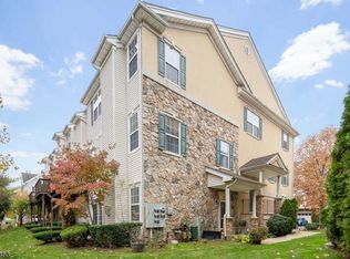 15 Carrington Pl, Clifton, NJ 07013