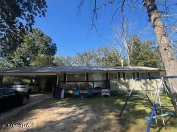 238 Maxine Cir, Pearl, MS 39208