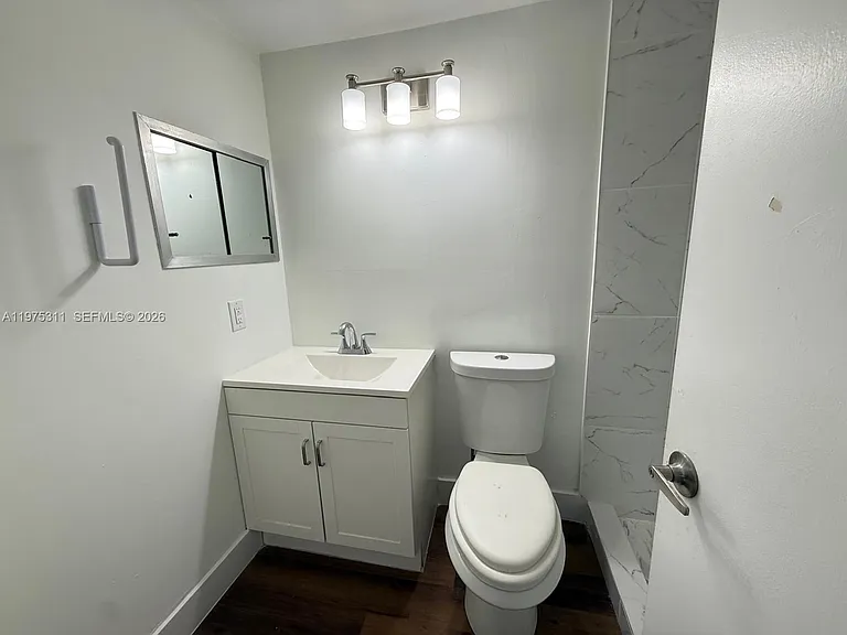104 E Easthampton E #1 — Photo 15