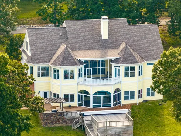 129 Wayne Cir, New Concord, KY 42076