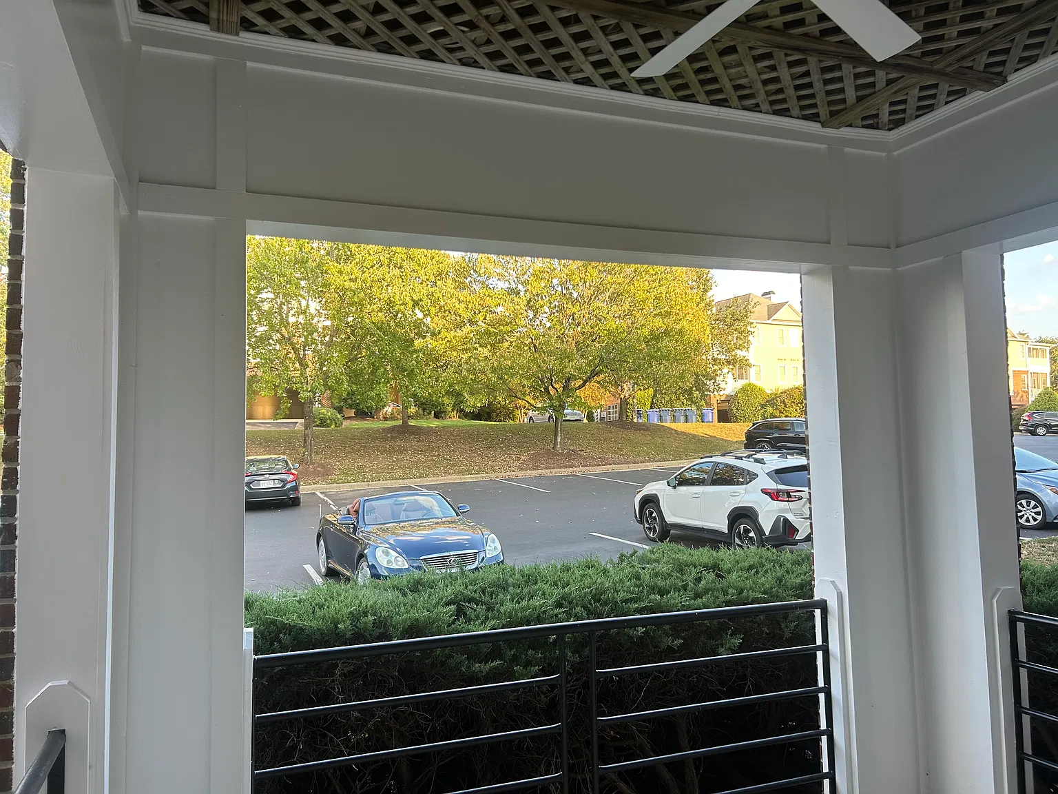 1 bed, 1.5 bath, 760 sqft, $1,700 — Photo 2