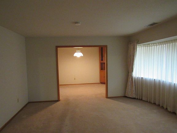4th image of 13311 1st Ave