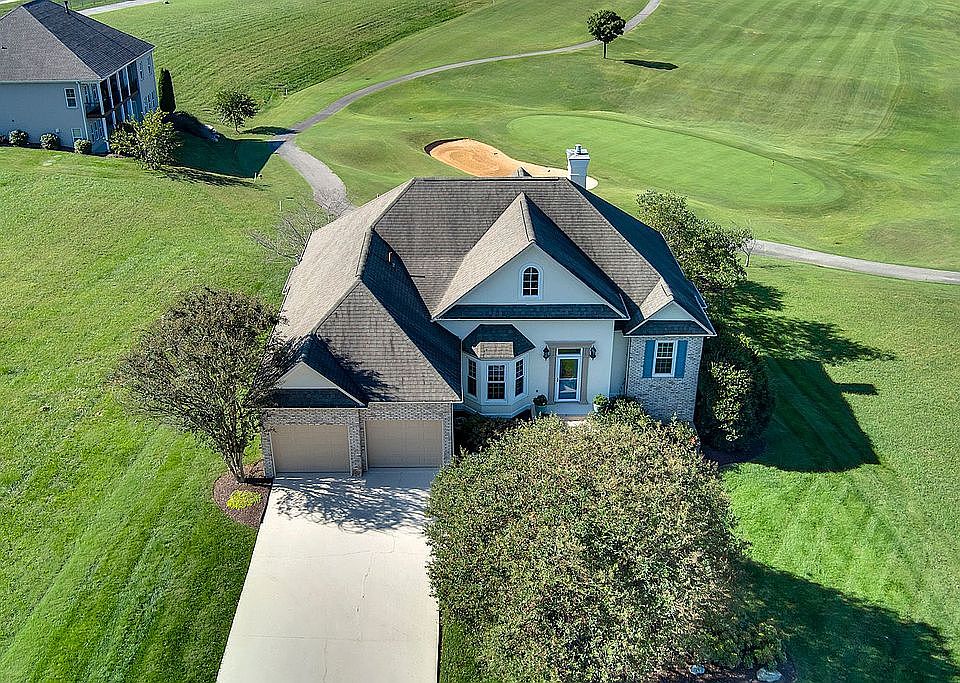 1st image of 411 Wood Duck Dr