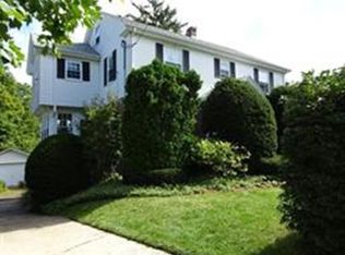 33 Emmons St, Milford, MA 01757