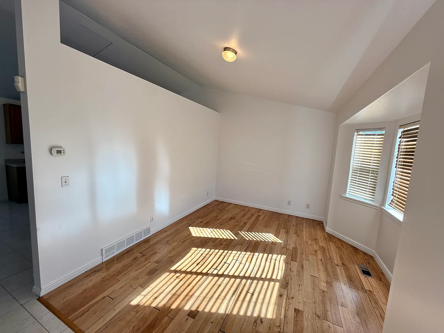 4 bed, 1713 sqft, $1,995 — Photo 2