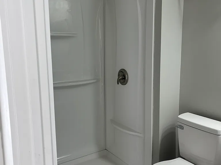 114 E Franklin St #3 — Photo 9