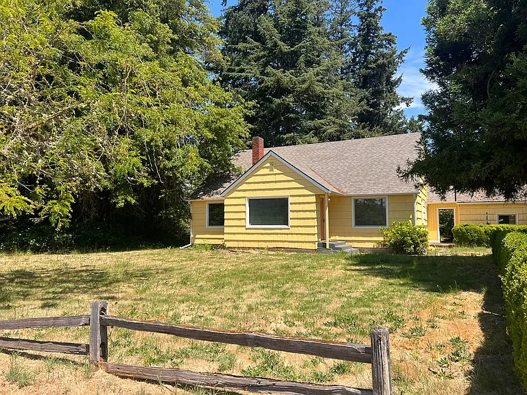 31007 Old Santiam Hwy — Photo 1