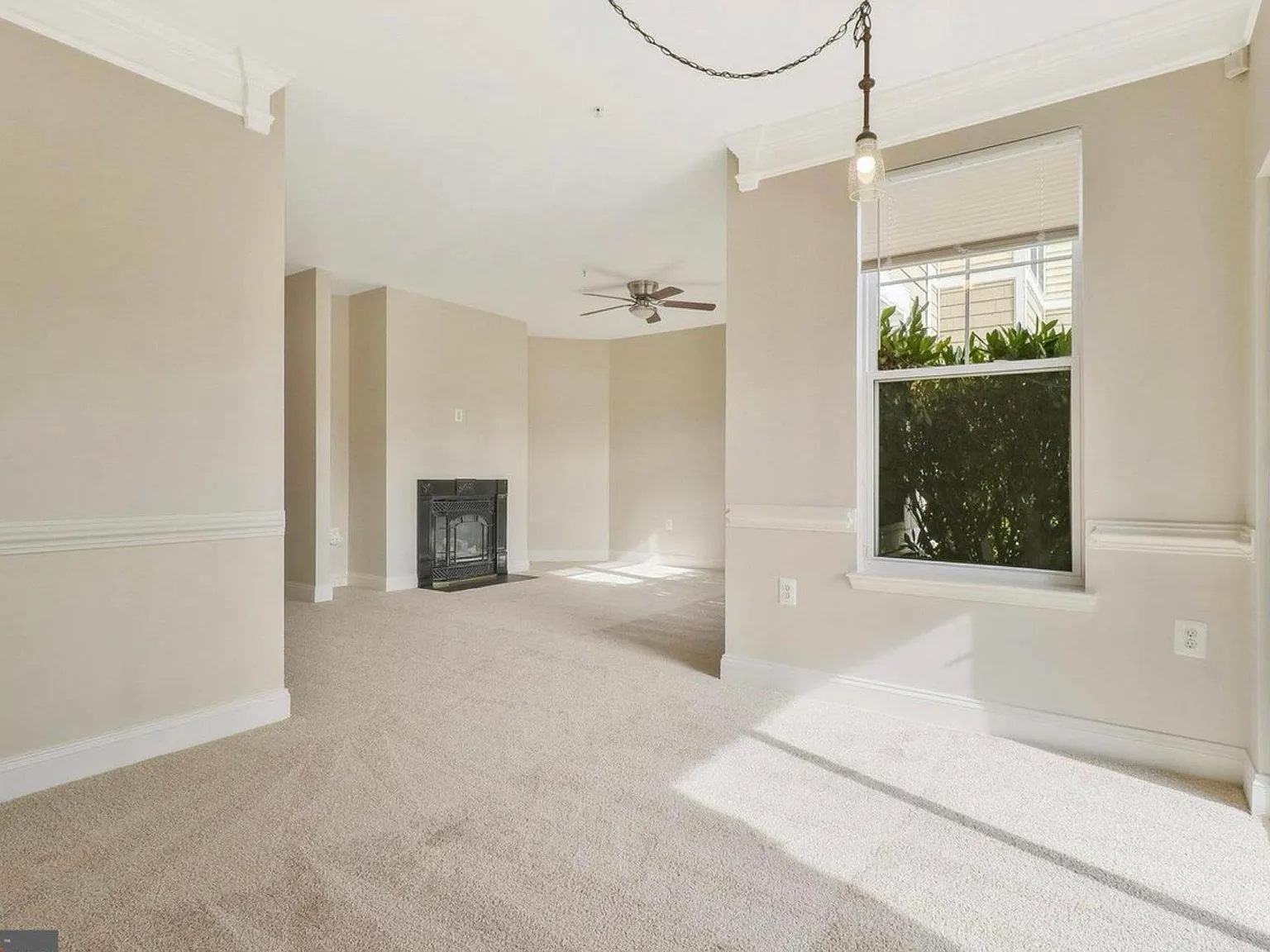 12824 Clarksburg Square Rd — Photo 3