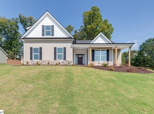 4 Marion Meadow Ln, Travelers Rest, SC 29690
