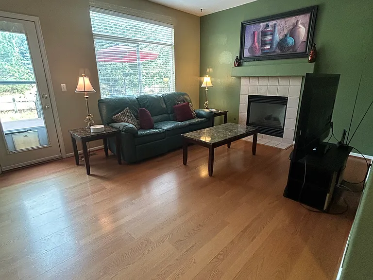 1325 N Ford St — Photo 11