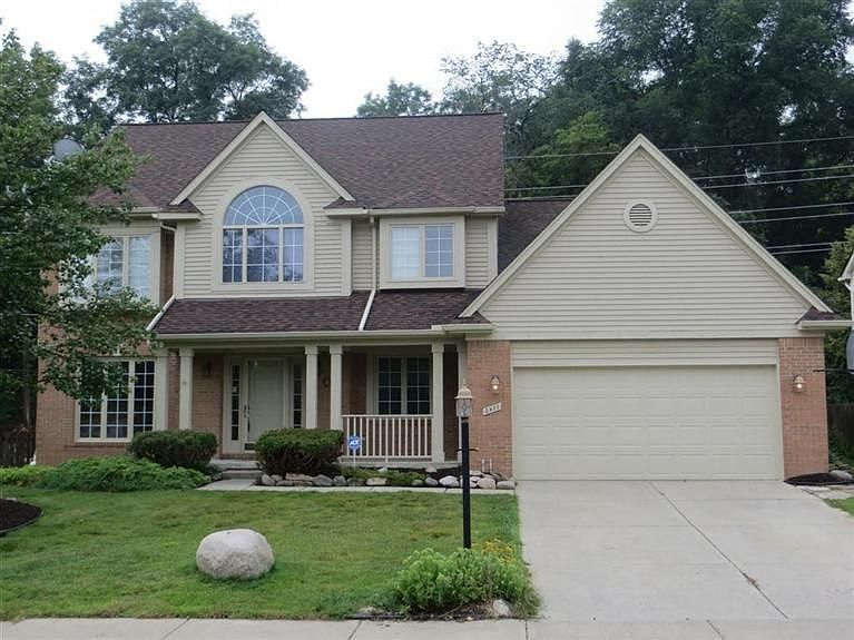 1st image of 2933 Leslie Park Cir