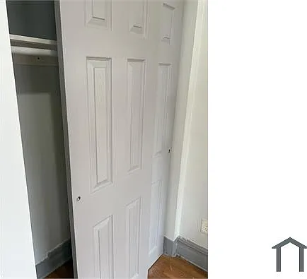 3 bed, 9999 sqft, $2,100 — Photo 3