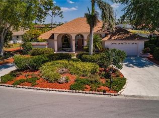 2330 Queens Way, Naples, FL 34112