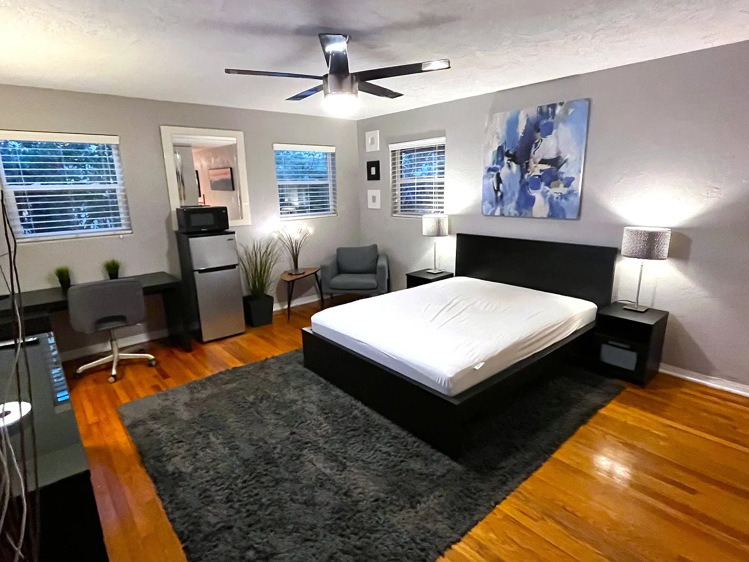 236 North Keech Street - #H Room 1 — Photo 1