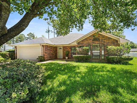 2nd image of 211 Colony Park Dr
