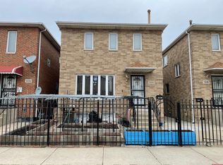 1350 W 32nd St, Chicago, IL 60608