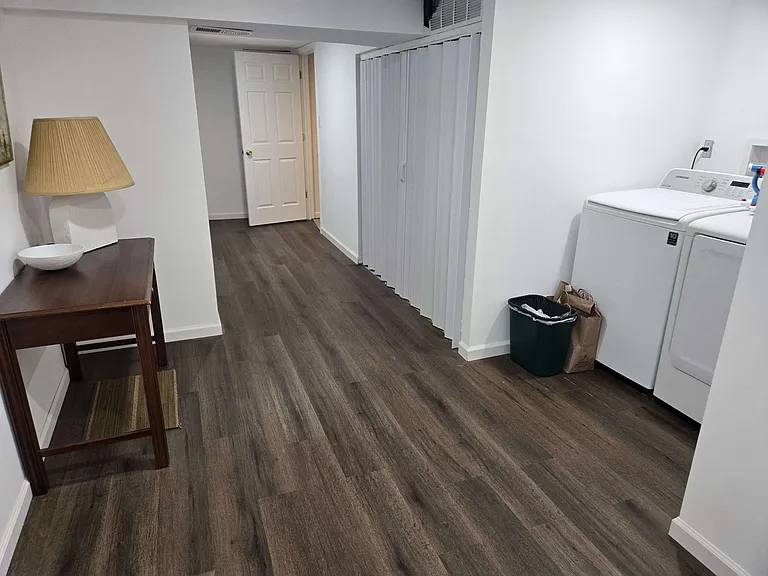 302 Park Hall S — Photo 11