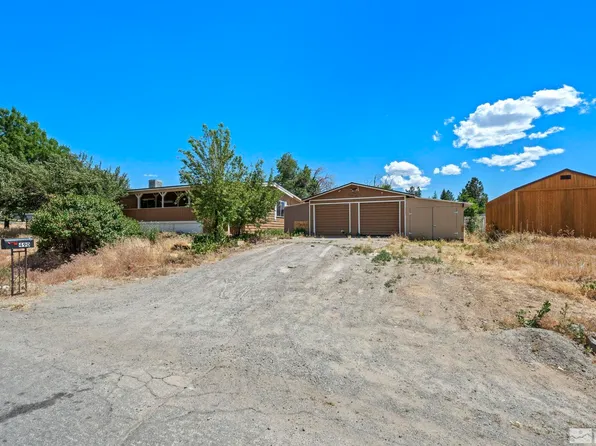 490 Whitehorse Ave, Sun Valley, NV 89433