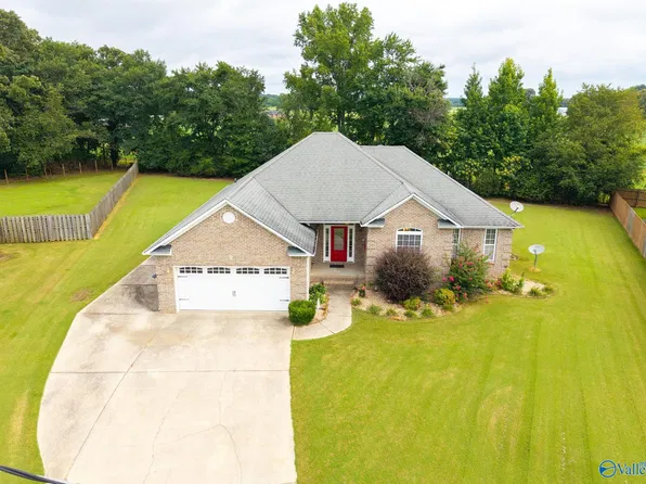 16235 Kyle Moran Dr, Athens, AL 35614