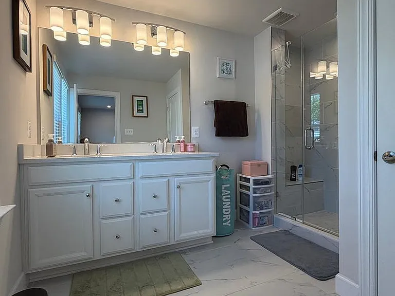 10802 Foxtrot Cir — Photo 14