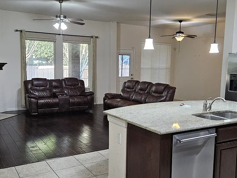 116 Azimuth Dr — Photo 11