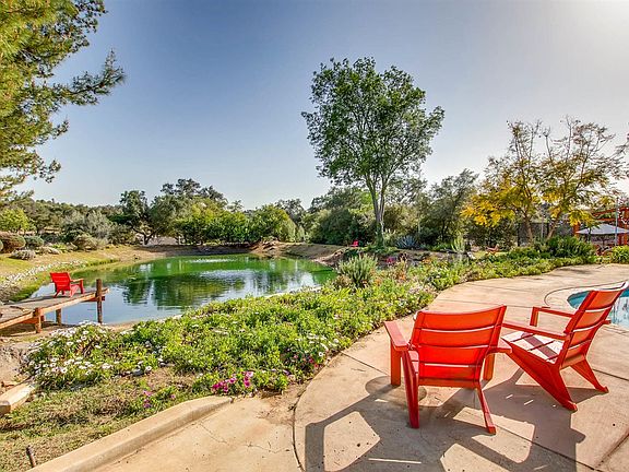 4th image of 10444 Meadow Glen Way E