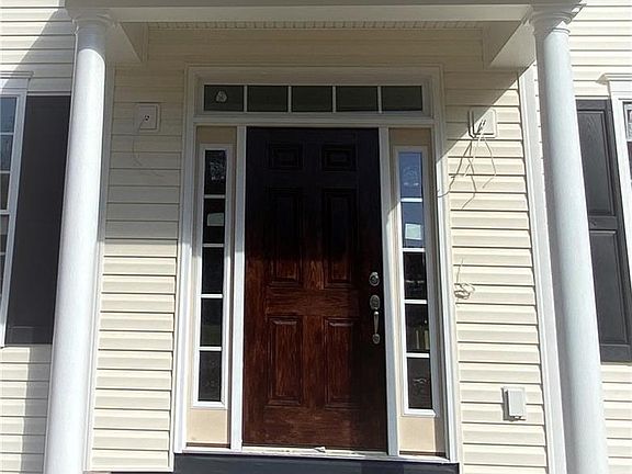 4th image of 6713 Whitelake Dr