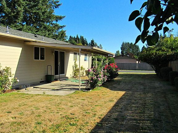 3rd image of 209 Ventura Dr