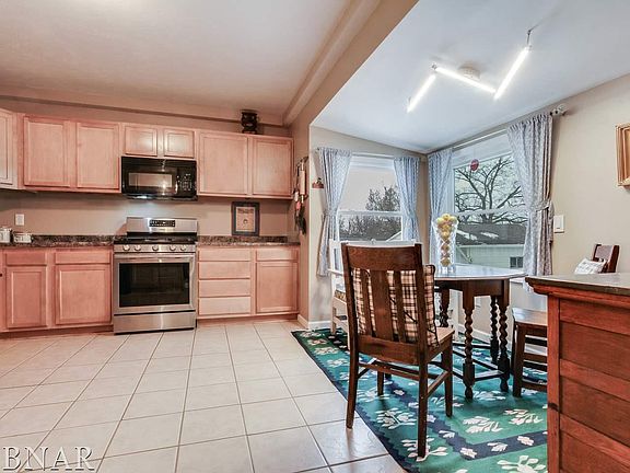 5th image of 1503 S Roosevelt Ave