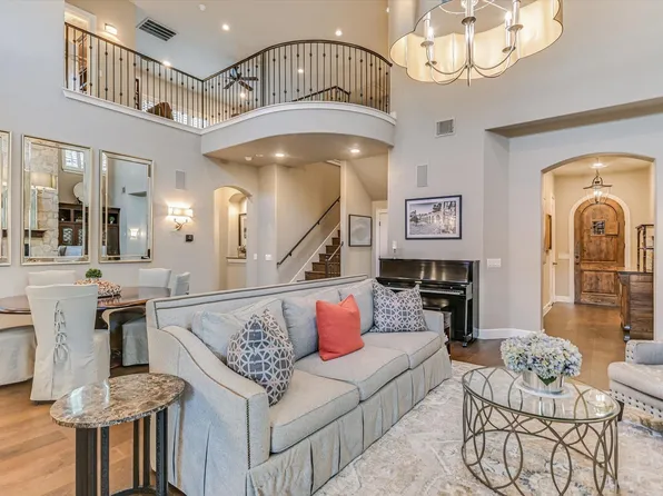 1036 Liberty Park Dr APT 15, Austin, TX 78746