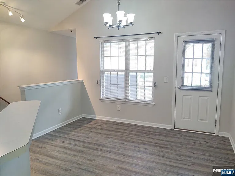 5912 Tudor Dr #5912 — Photo 6