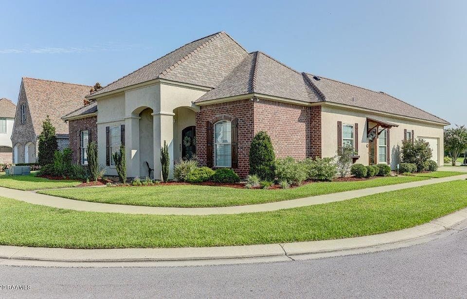 1st image of 207 Oats Dr