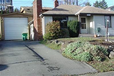 2nd image of 7131 29th Ave SW