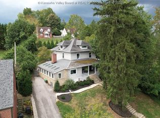 933 Ridgemont Rd, Charleston, WV 25314