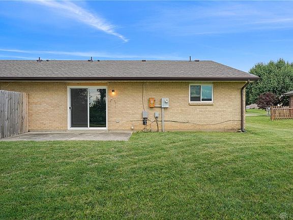 4th image of 2371 N Knoll Dr