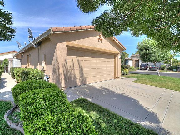 4th image of 399 Del Monte Drive