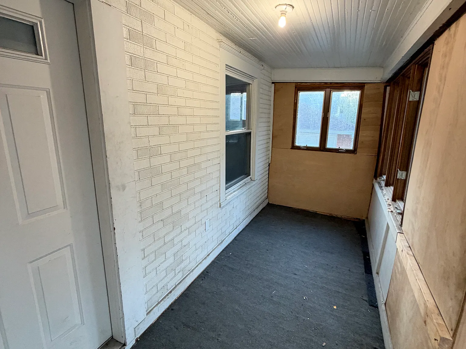 4 bed, 1100 sqft, $1,300 — Photo 4