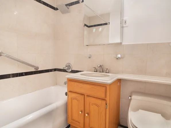 145 West 58th Street image 4 of 7