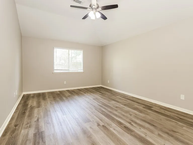 12080 La Salle River Rd — Photo 10