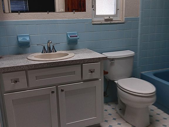 5th image of 5620 26th Ave S APT B