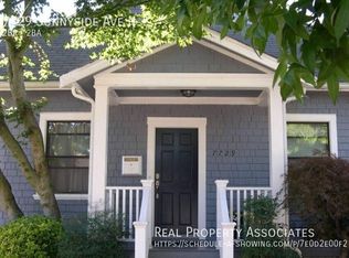 7729 Sunnyside Ave N, Seattle, WA 98103