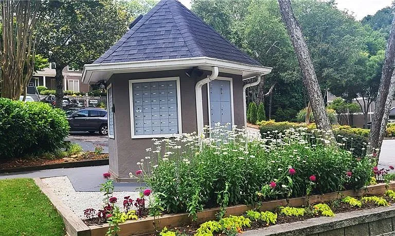 19 Brittany Way NE — Photo 30