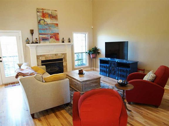 5th image of 23 Arles Dr