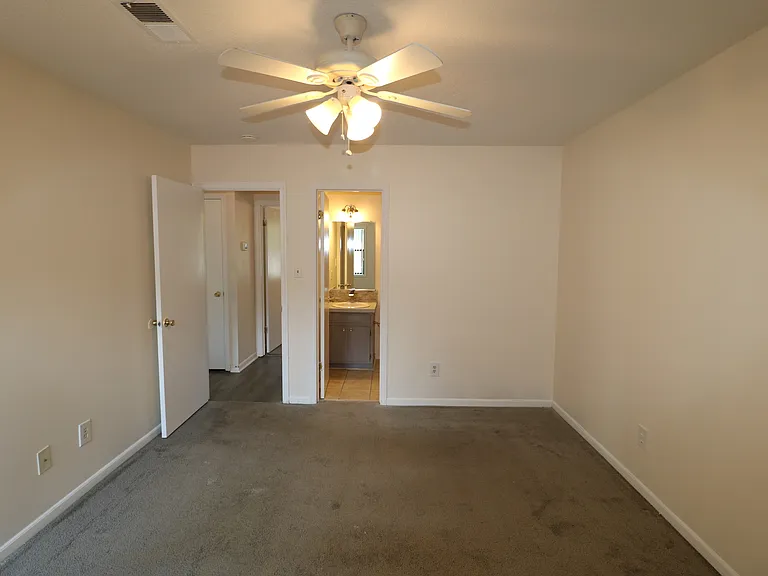 1600 Windsong Ct — Photo 12