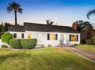 887 N 1st Ave, Upland, CA 91786