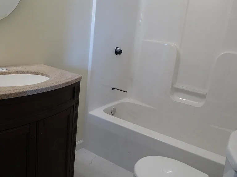Main/Shared Full bath