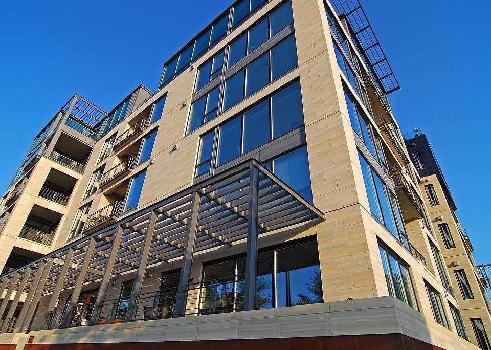 1st image of 1805 W Lake St Unit 102