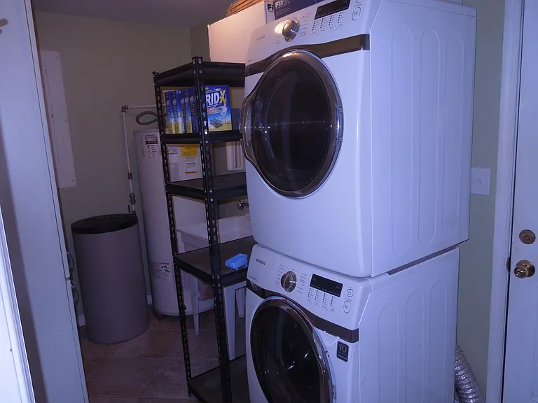 Mud Room / Laundry Room