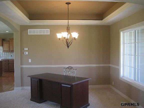 2nd image of 10523 Elm Hurst