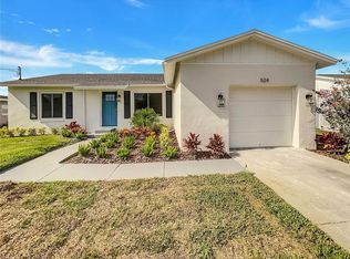 524 Fox Run Trl, Apollo Beach, FL 33572